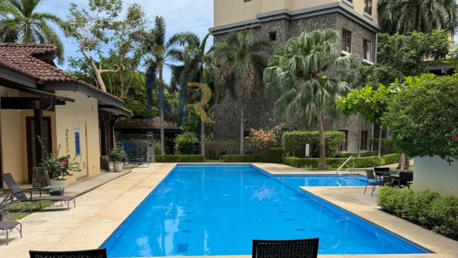 Luxury apartment for rent 200 meters from the sea, Playa Hermosa, Guanacaste
