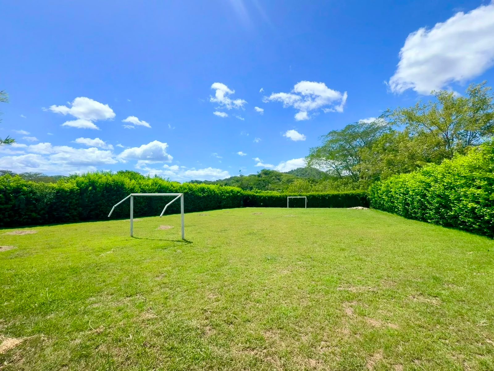EN RENTA – RESIDENCIA EXCLUSIVA EN LOMA VERDE, SANTA ROSA, TAMARINDO
