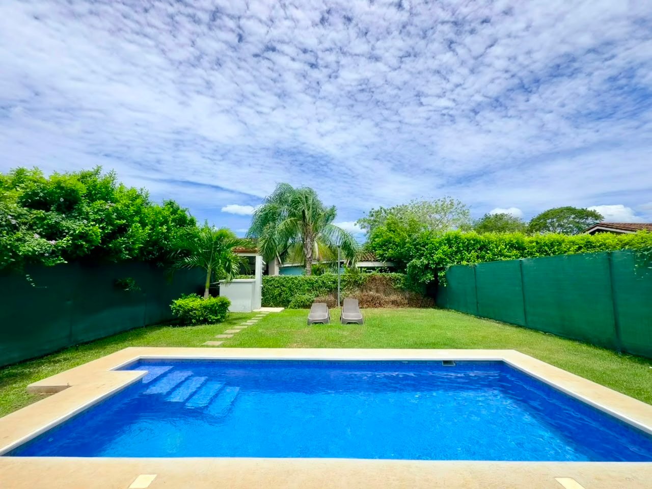 Two-Story Home for Rent with Private Pool in Loma Verde, Ta